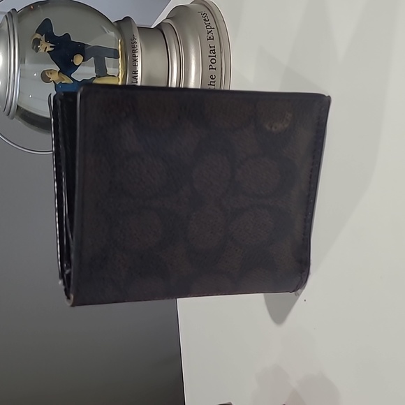 Genuine Coach men's wallet - Picture 1 of 4
